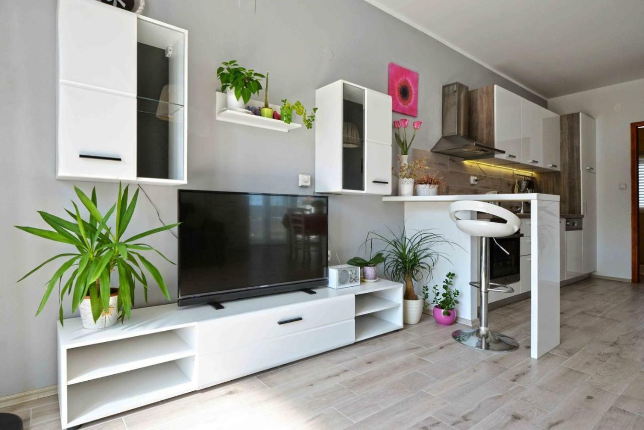 Apartment Kristina Murter Dış mekan fotoğraf
