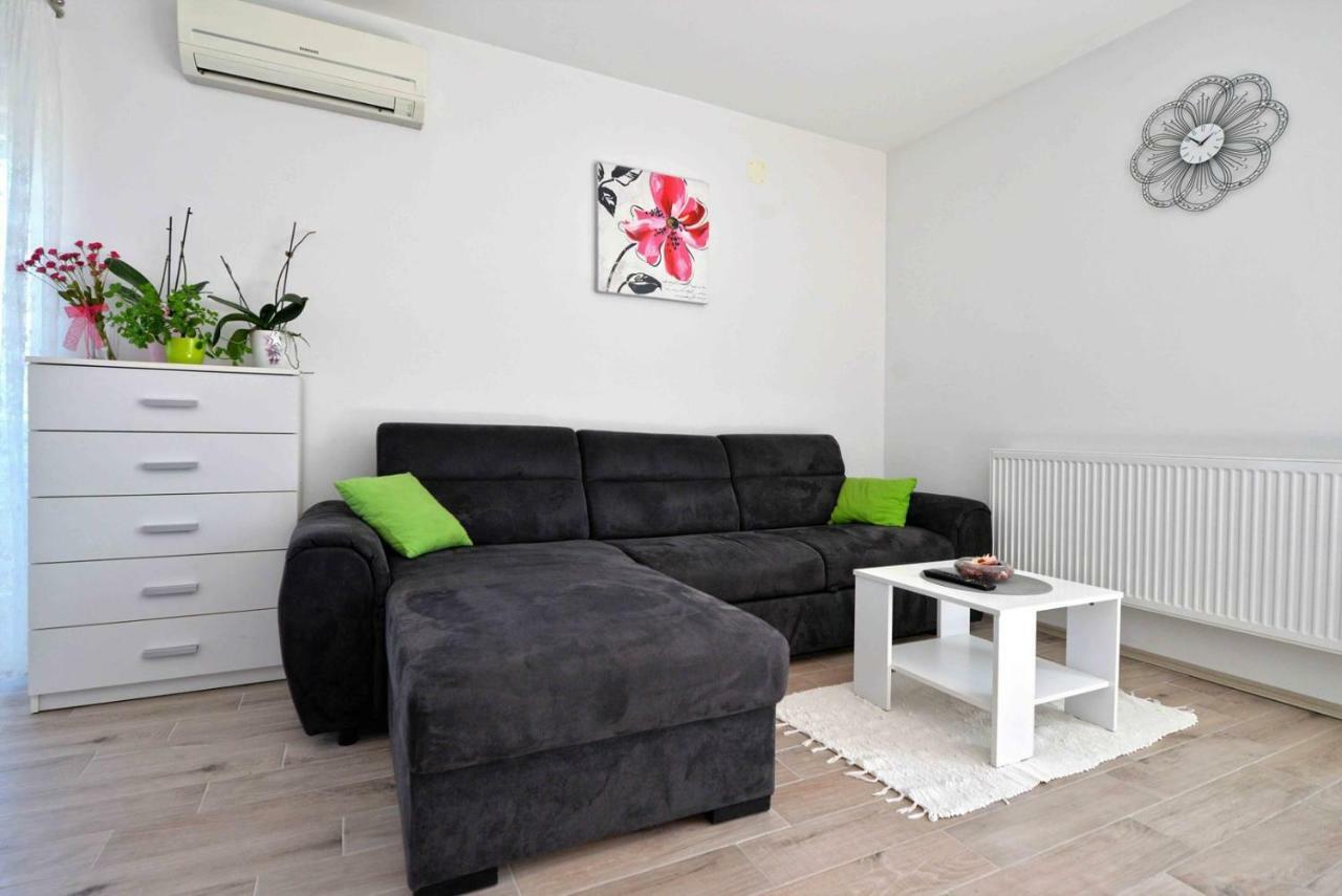 Apartment Kristina Murter Dış mekan fotoğraf