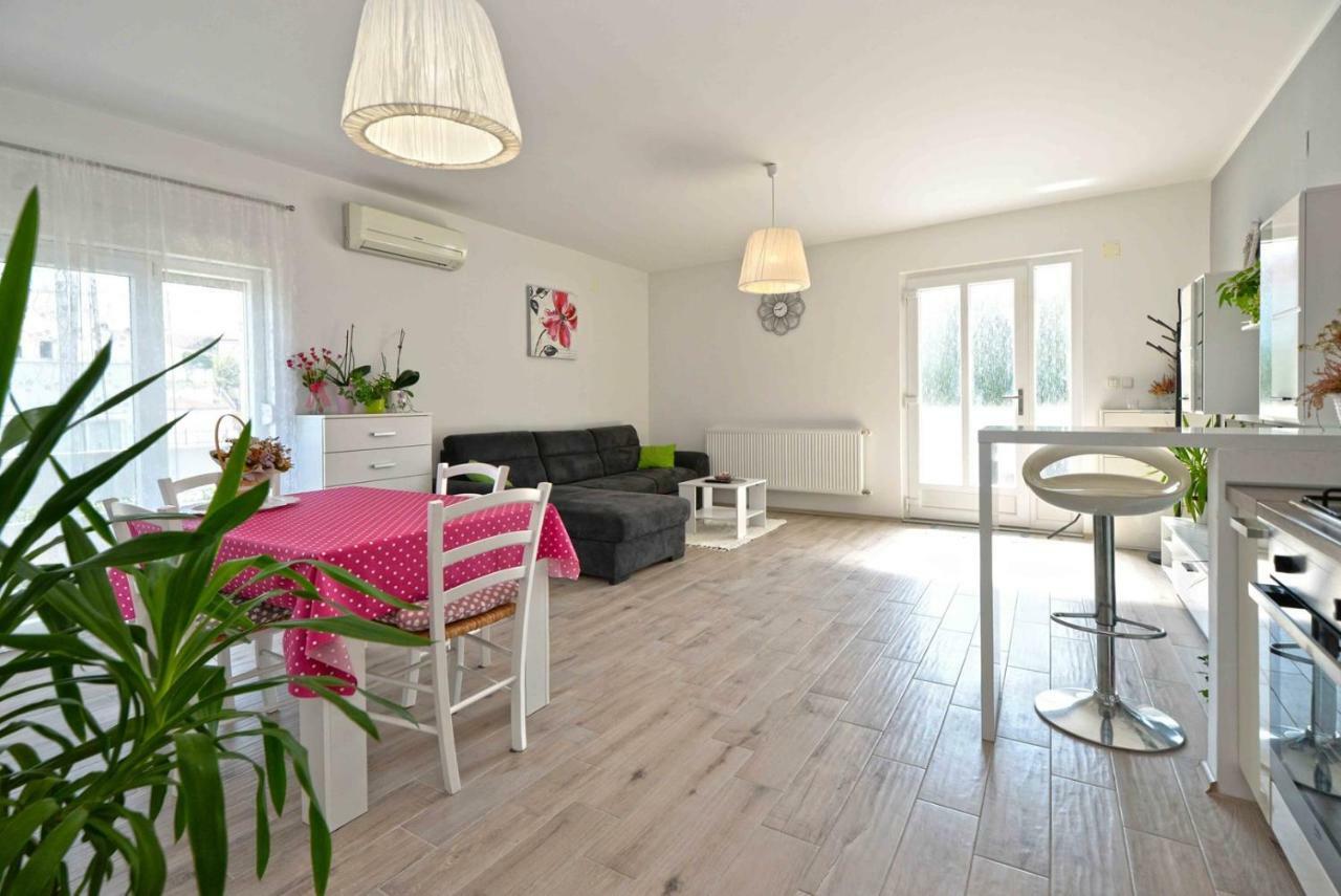 Apartment Kristina Murter Dış mekan fotoğraf
